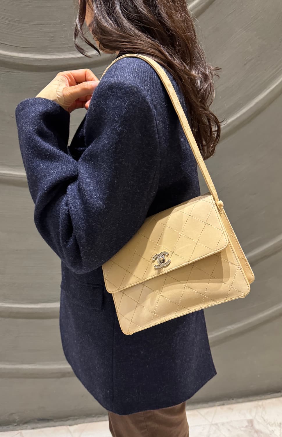 샤넬 클래식 베이지 숄더백 (샤넬 턴락빈티지 숄더백) 상품이미지2