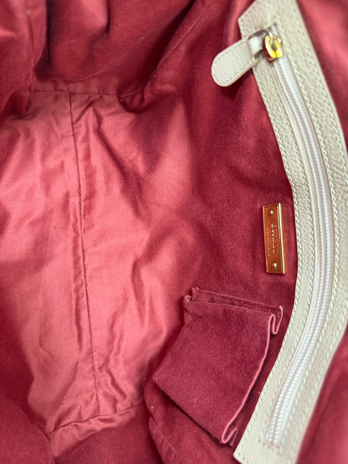 발리 카티 스몰 윕스티치 레더 크로스백 상품이미지7