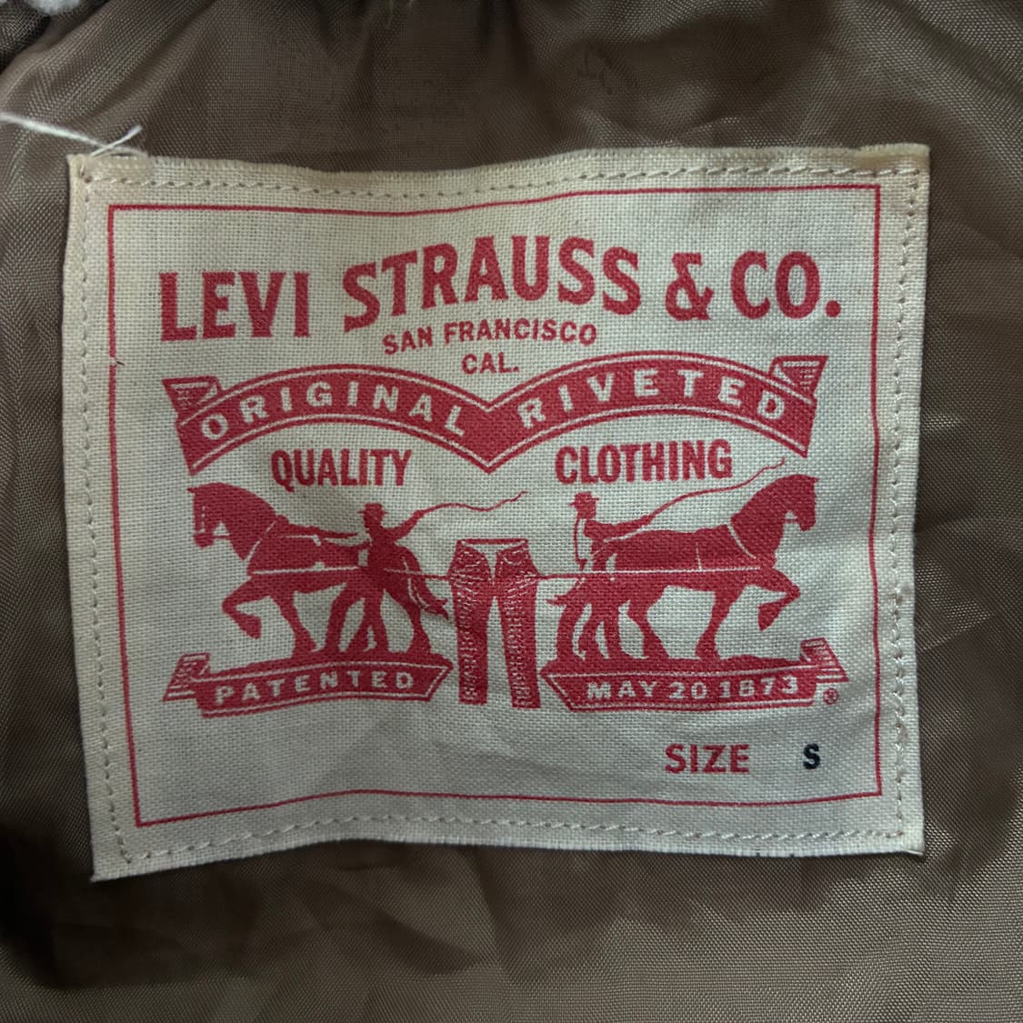 Levis  리바이스 쉐르파 패디드 베스트 상품이미지5