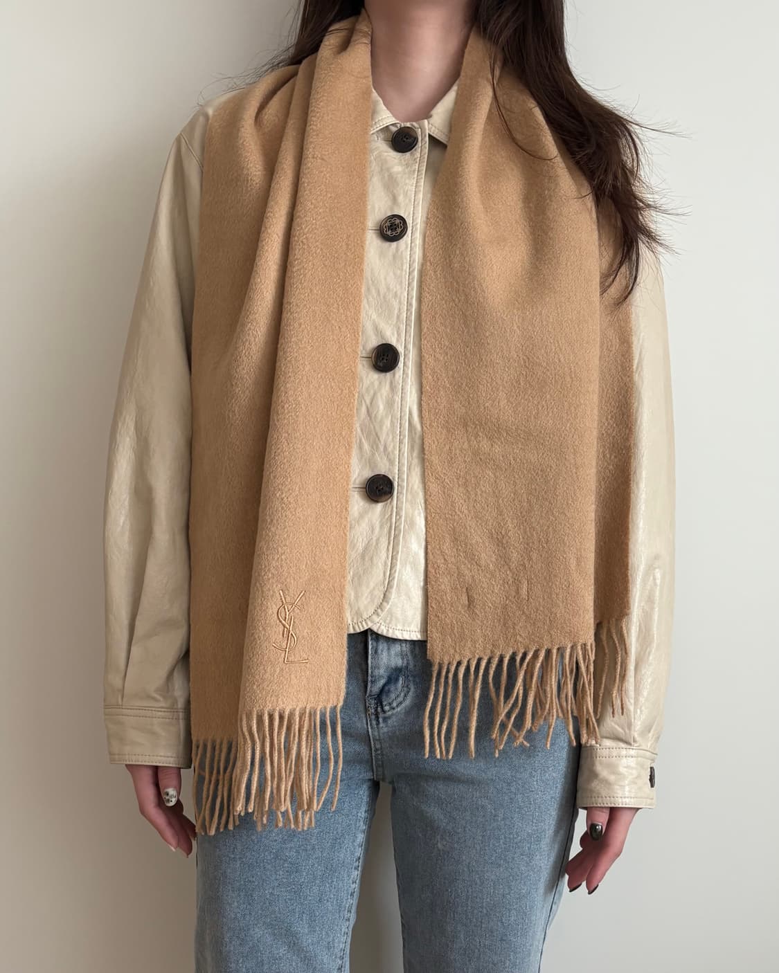 Yves Saint Laurent 입생로랑 YSL 머플러 베이지  상품이미지4