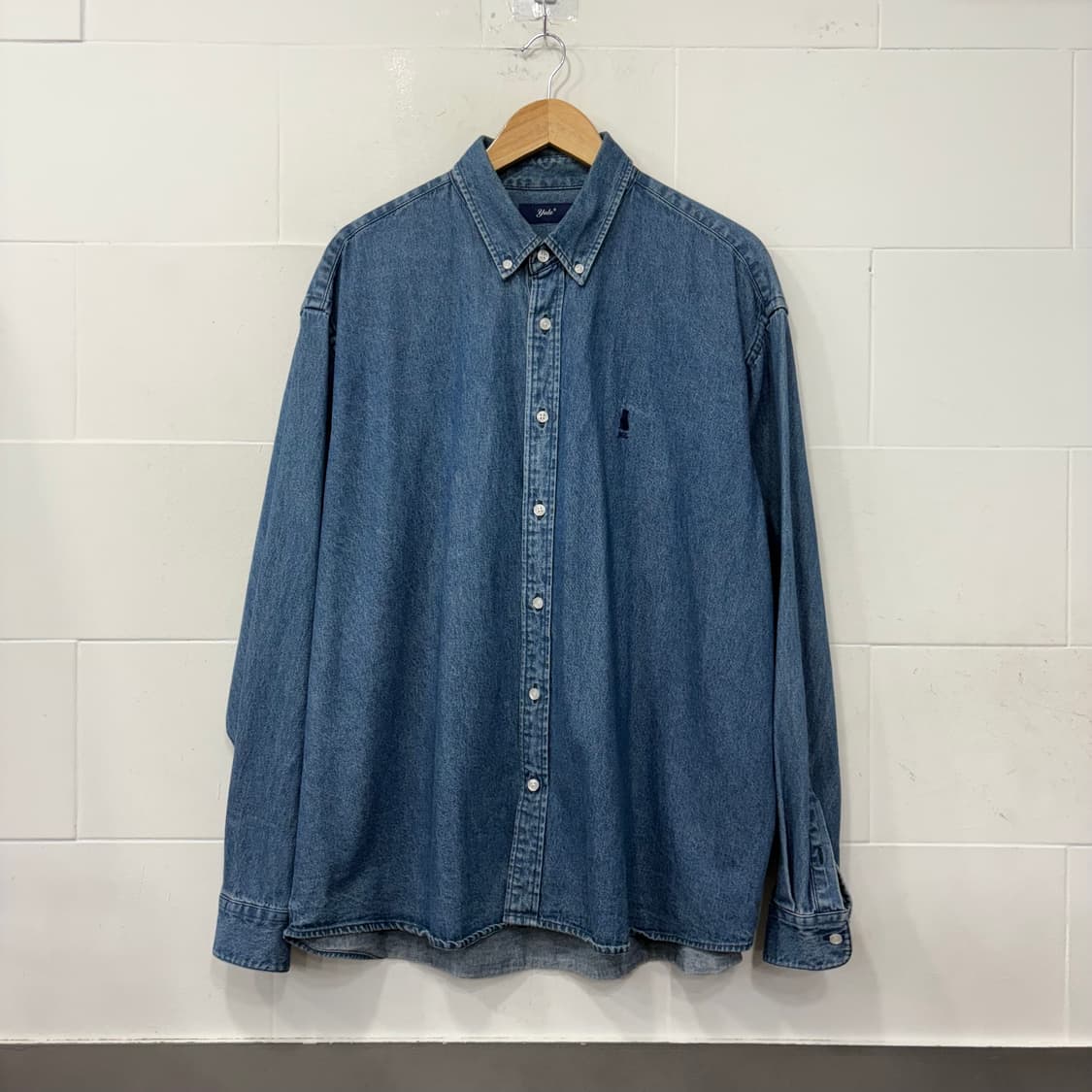 예일 레귤러핏 헤리티지 댄 데님 셔츠  상품이미지1