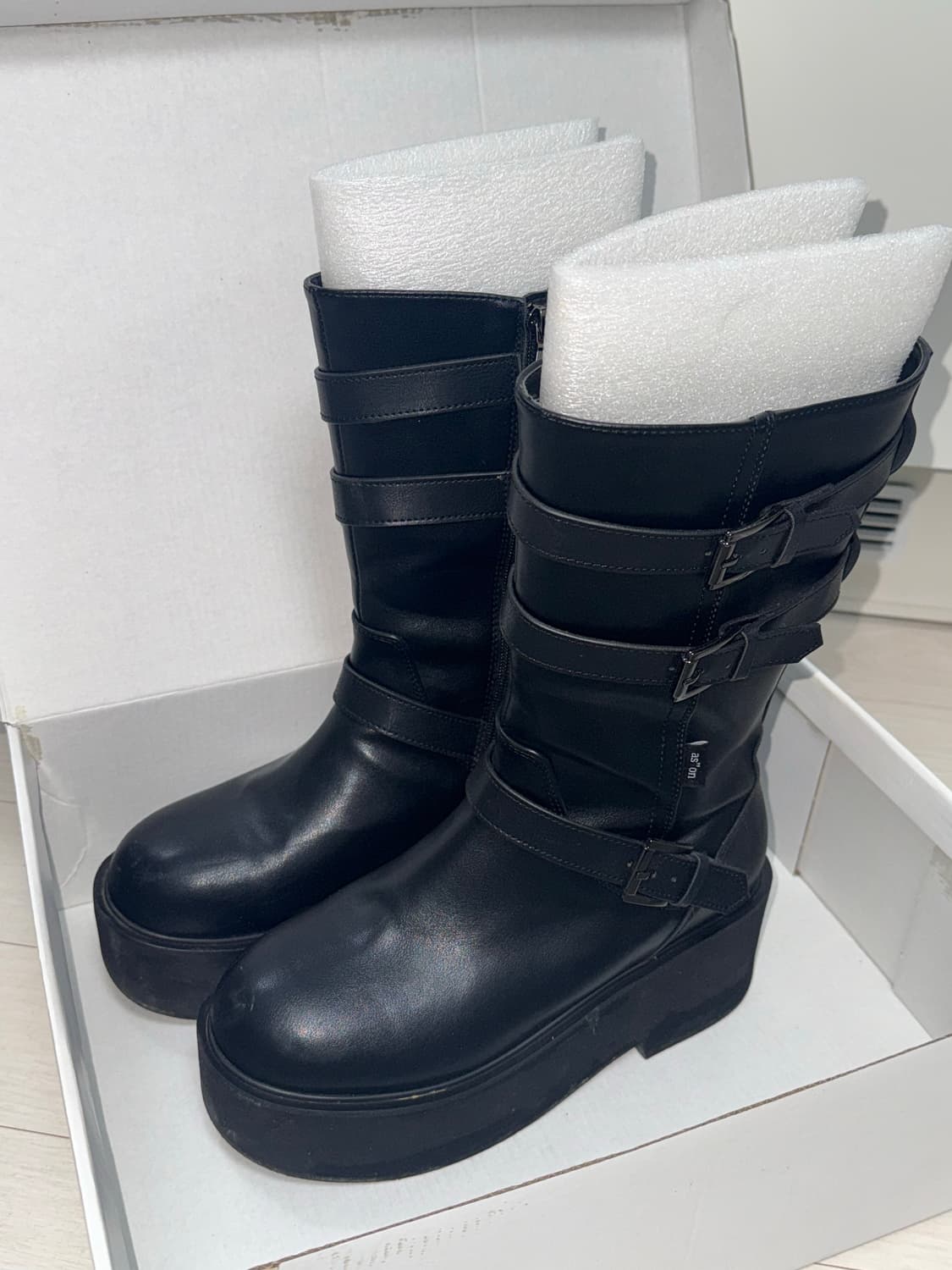 애즈온 MAYA MIDI BUCKLE BOOTS / BLACK 250 상품이미지2