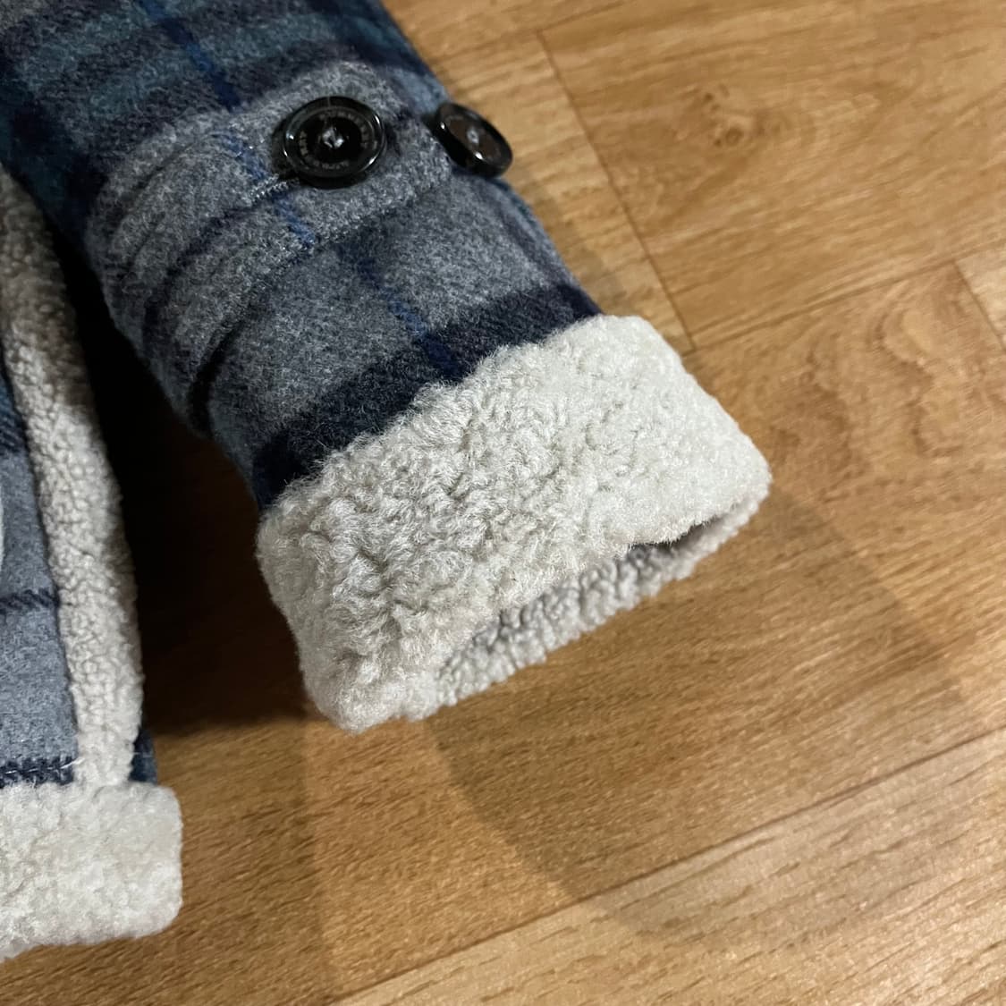 [키즈] 버버리 체크 양털 자켓 상품이미지4