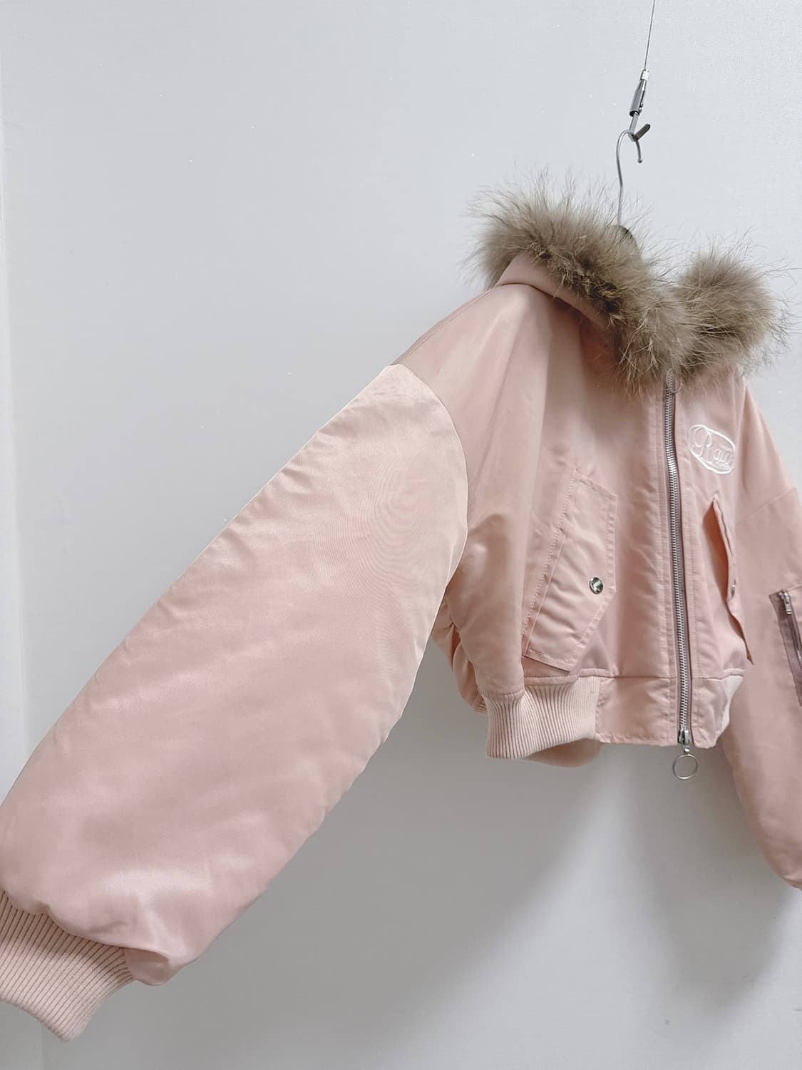 로맨틱스 Rawmantics 항공점퍼 라쿤퍼 후드 핑크  상품이미지4