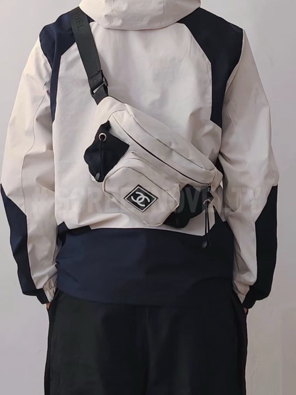 샤넬뷰티 슬링백 스포츠백 힙색 크로스백 화이트 상품이미지6