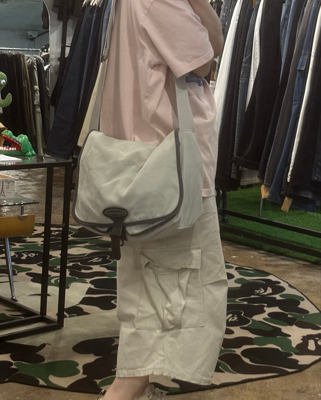 이스트팩 빈티지 메신저백/유일매물 상품이미지5