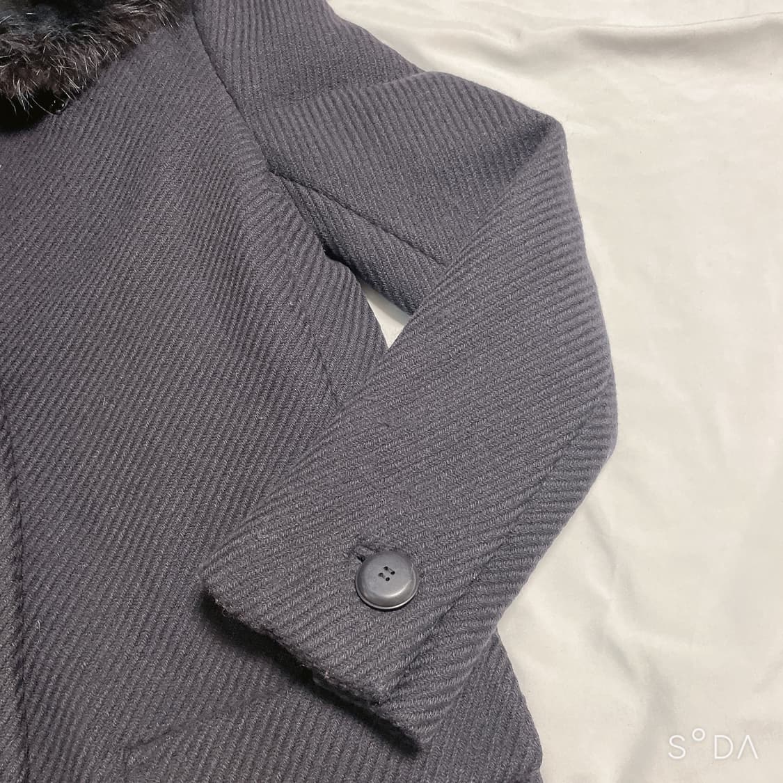 프라다 퍼 카라 숏코트 상품이미지5