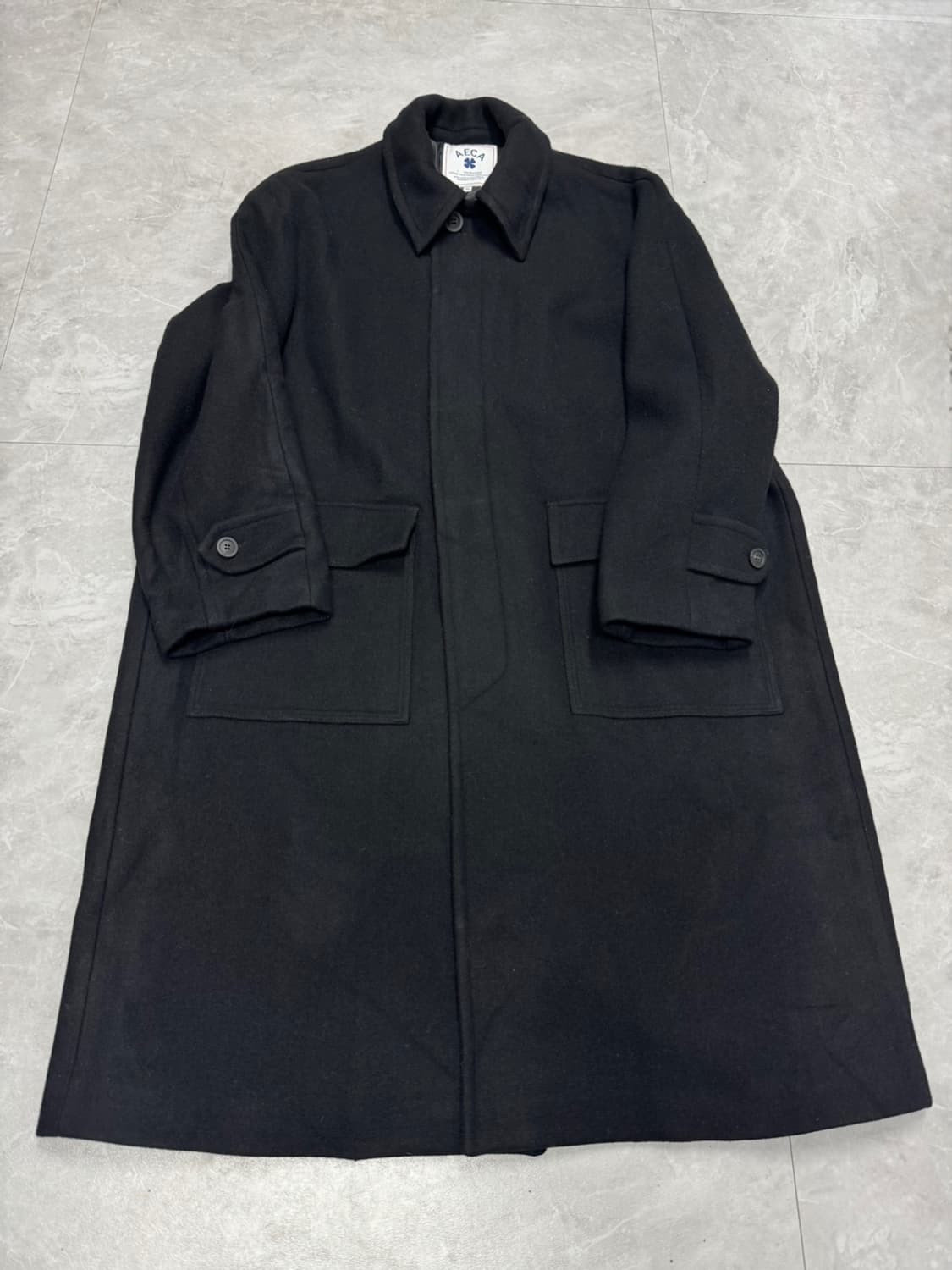 에이카 화이트 상품이미지1