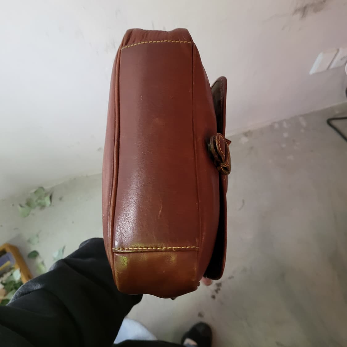 몽삭 올 레더 크로스백 상품이미지9