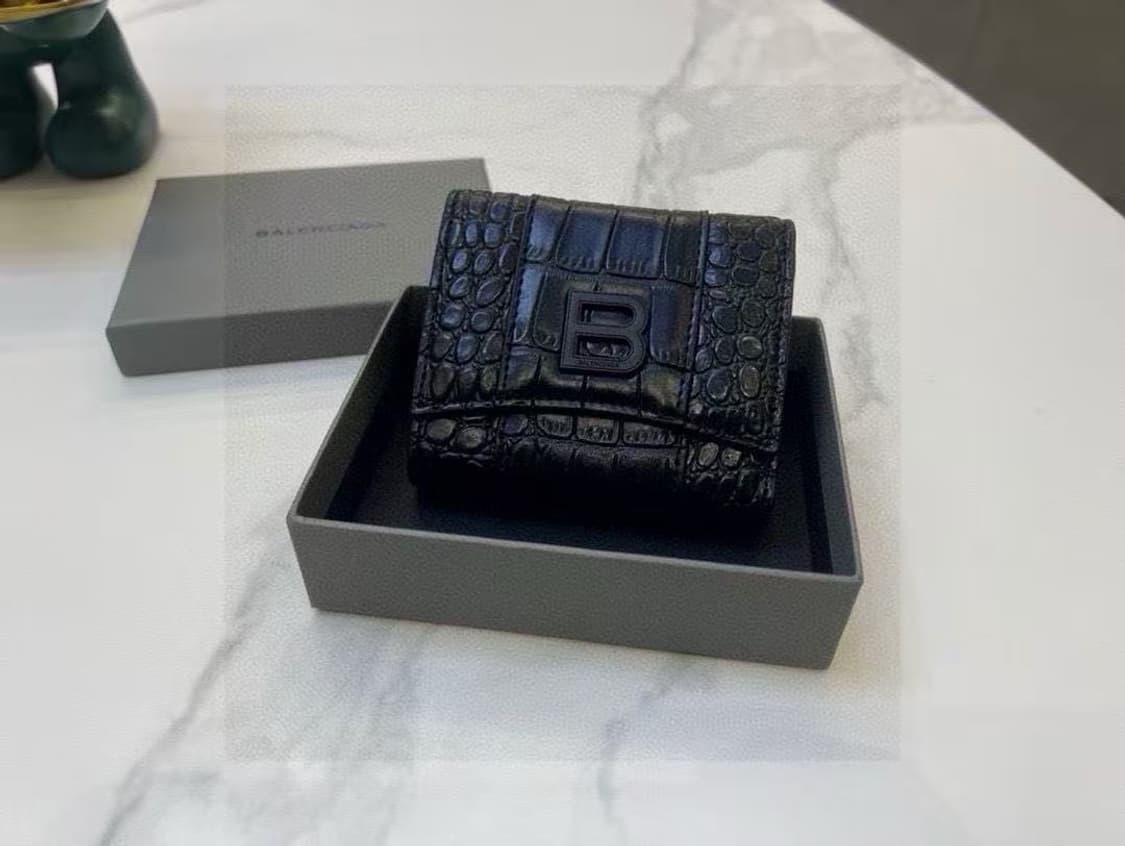 발렌시아가 검은색 가죽 지갑 상품이미지6