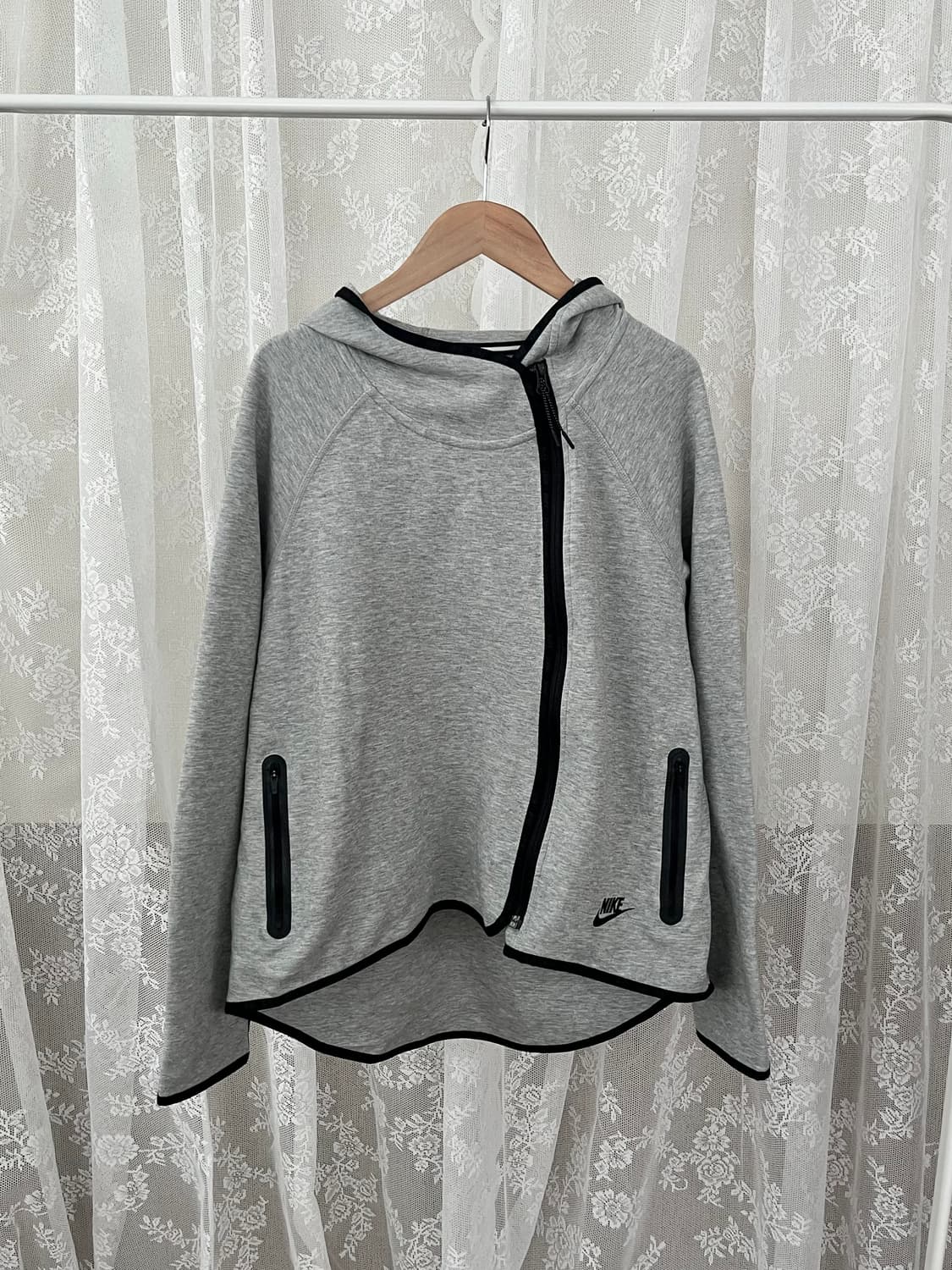 L) 나이키 여성 테크 플리스 후드집업 그레이 상품이미지1