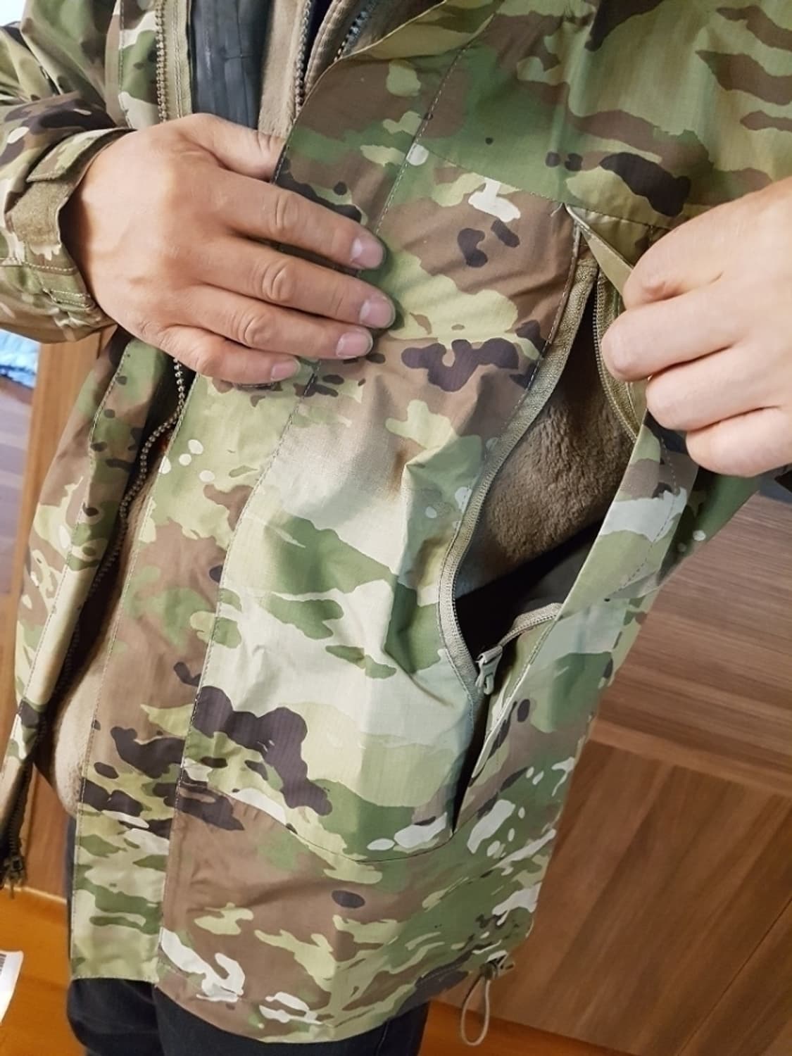 미군 신형 ocp 멀티캠 팩라이트 고어텍스 자켓 상품이미지6