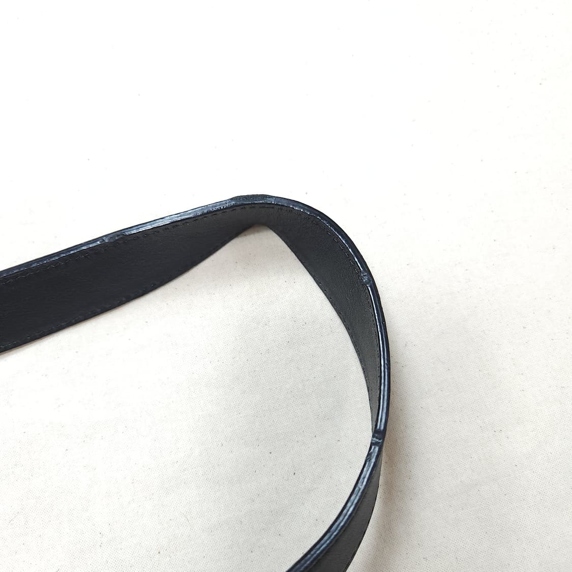 [OS] 헤지스 블랙 레더 숄더백 상품이미지9