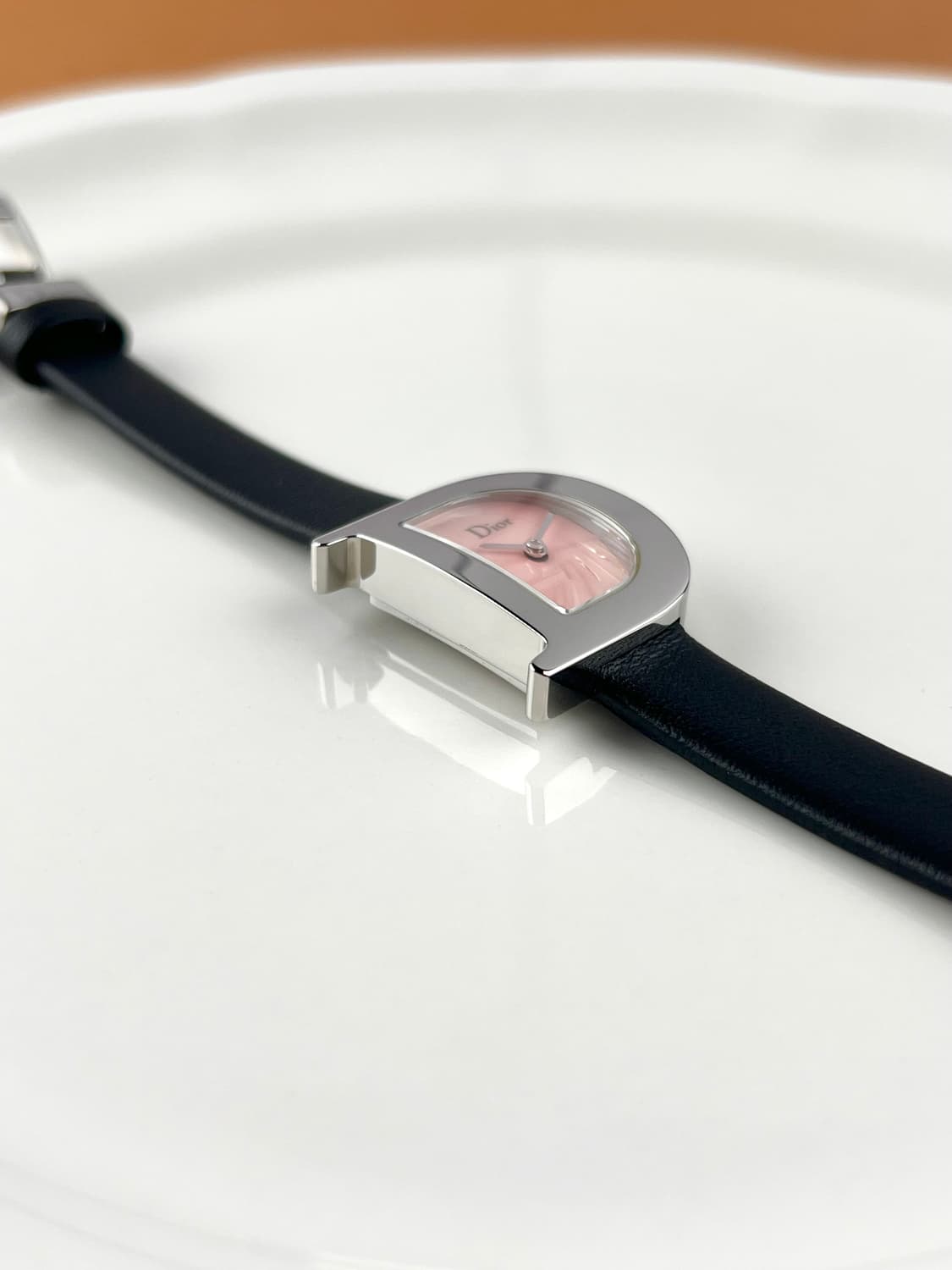 DIOR Lady D line pink shell watch 상품이미지8