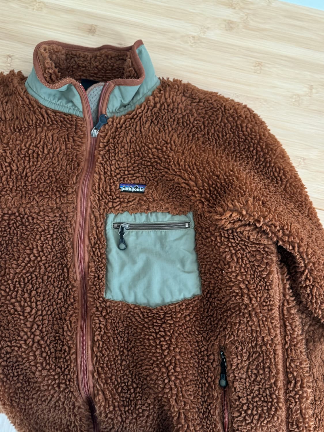 파타고니아 patagonia 딥파일 카키 브라운컬러 L 상품이미지1