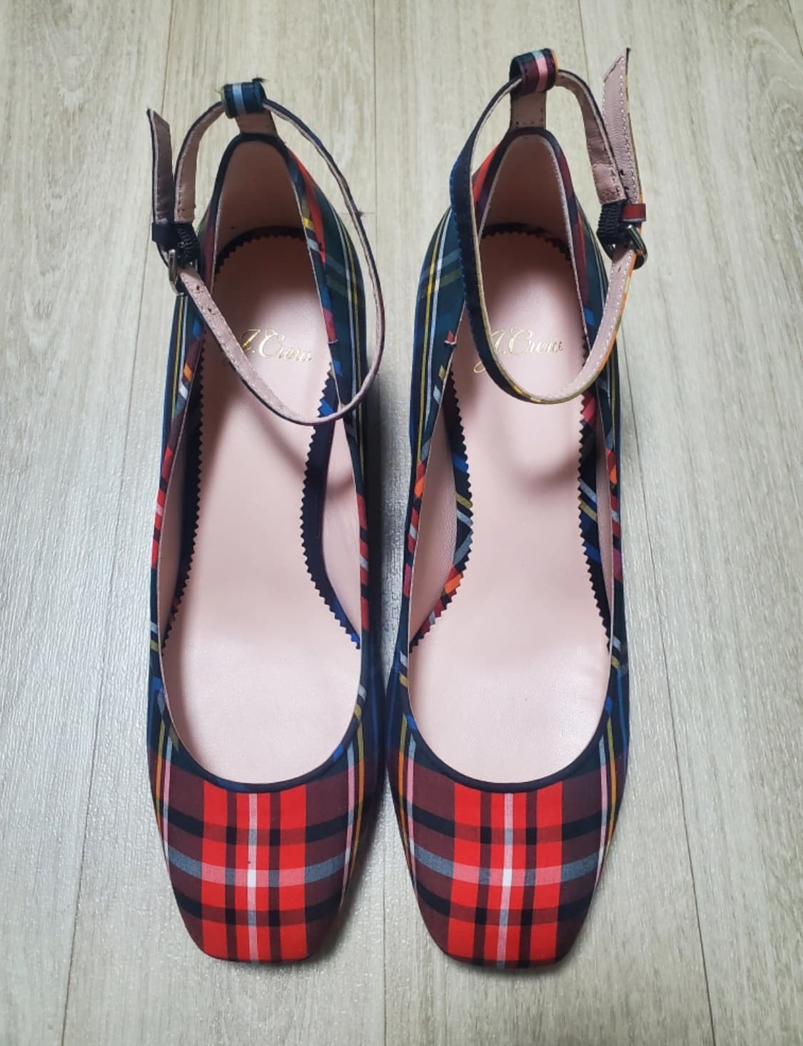  J.Crew 스튜어트 타탄 블록 힐 펌프스 상품이미지3