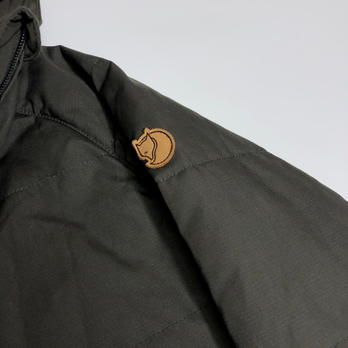 피엘라벤 점퍼 카키 국내xs 상품이미지4