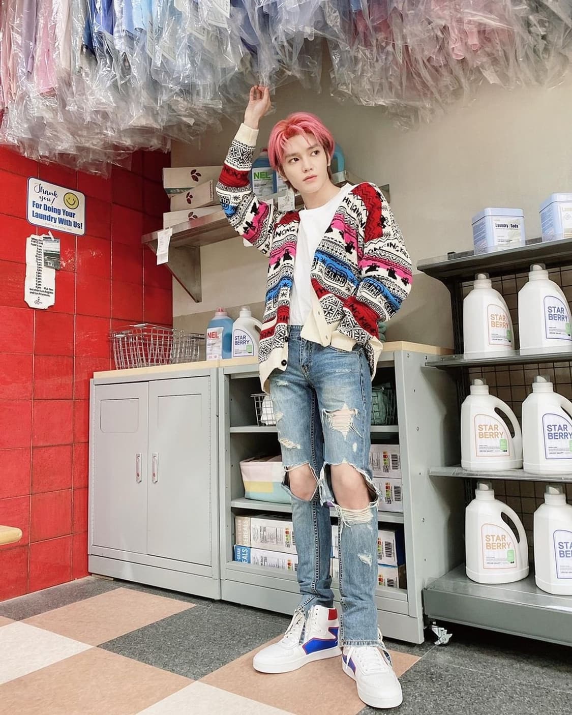 [NCT 태용님 착용] 셀린느 21ss 댄싱키드 자카드 가디건 상품이미지2