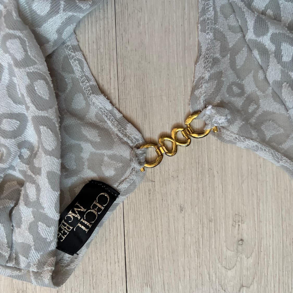 세실맥비 셔링 호피 레오파드 그레이 반팔 갸루 상품이미지2