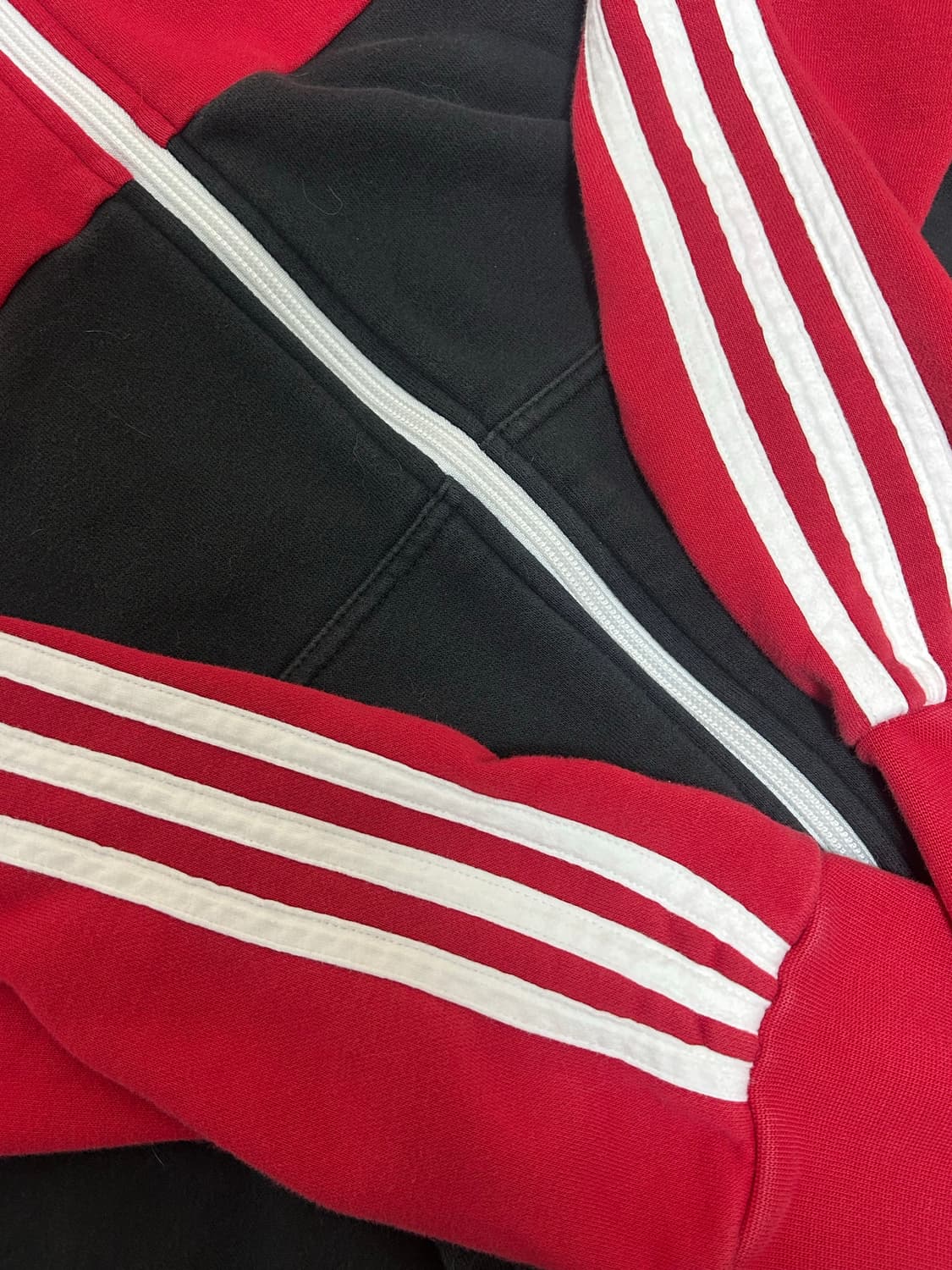 아디다스 맨체스터 유나이티드 레드 블랙 후드집업 상품이미지5