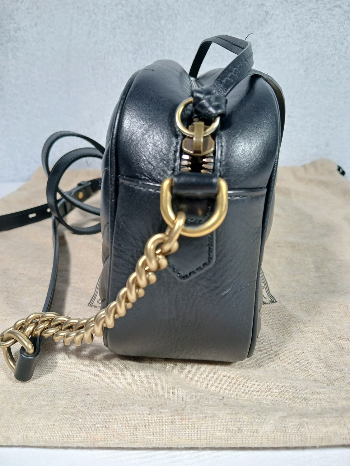 구찌 마몽 마틀라세 스몰 숄더백 상품이미지3