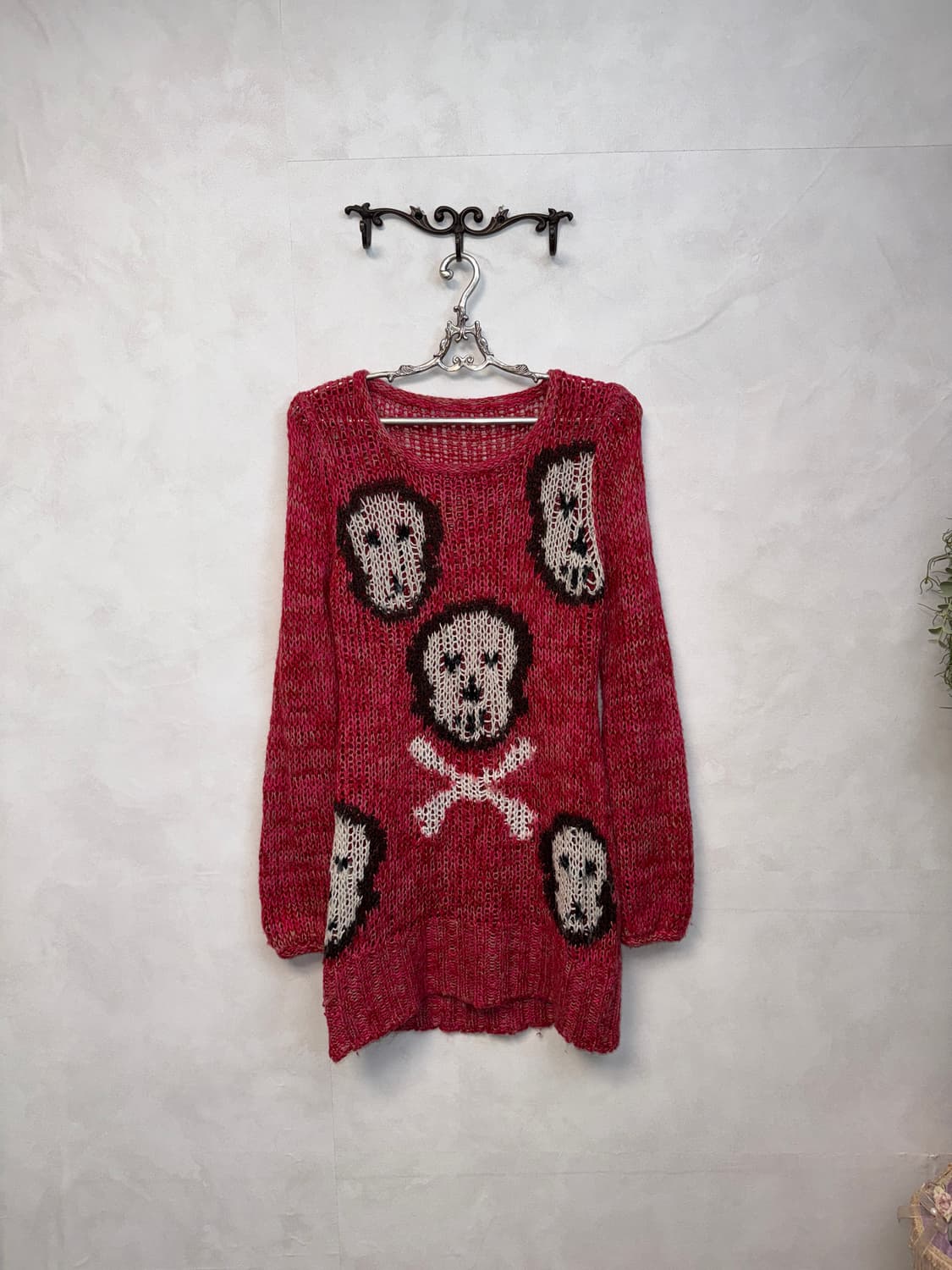 Cherry pink bokashi skull knit ops 상품이미지1
