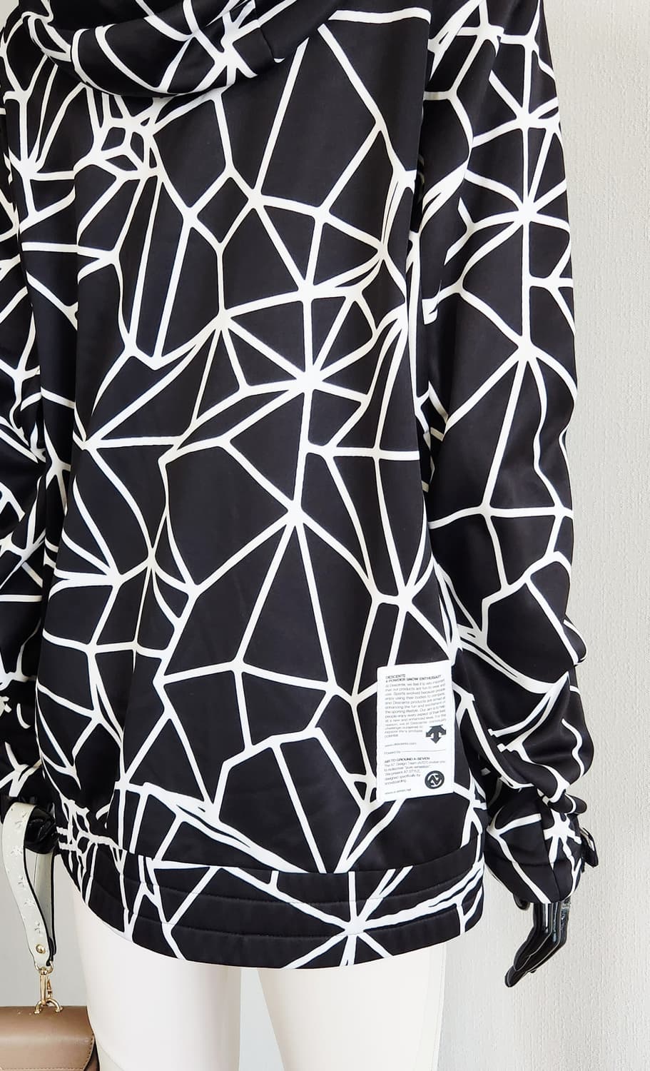 데상트 점퍼  상품이미지7