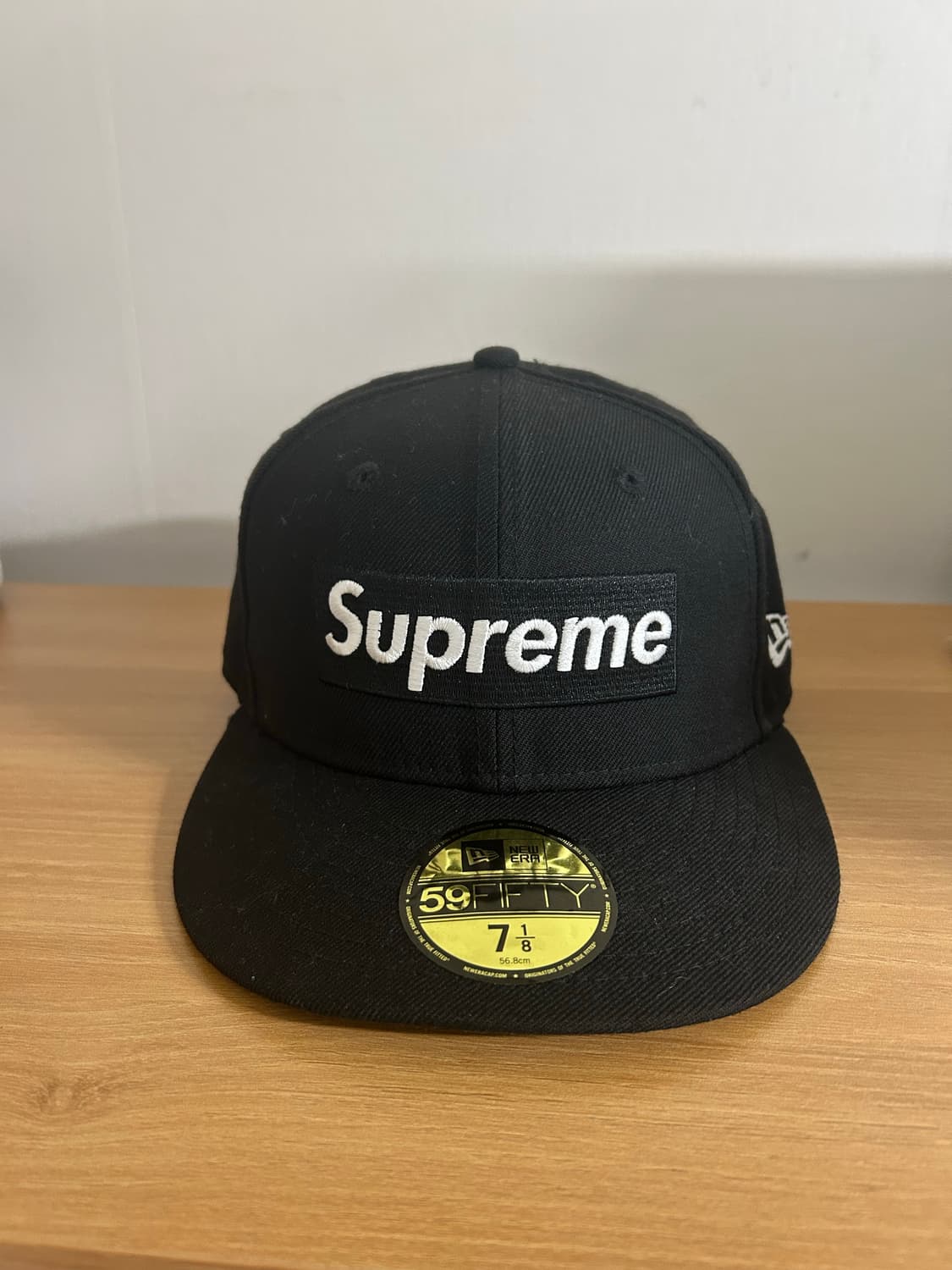 뉴에라 슈프림 플레이보이 콜라보 모자 상품이미지1