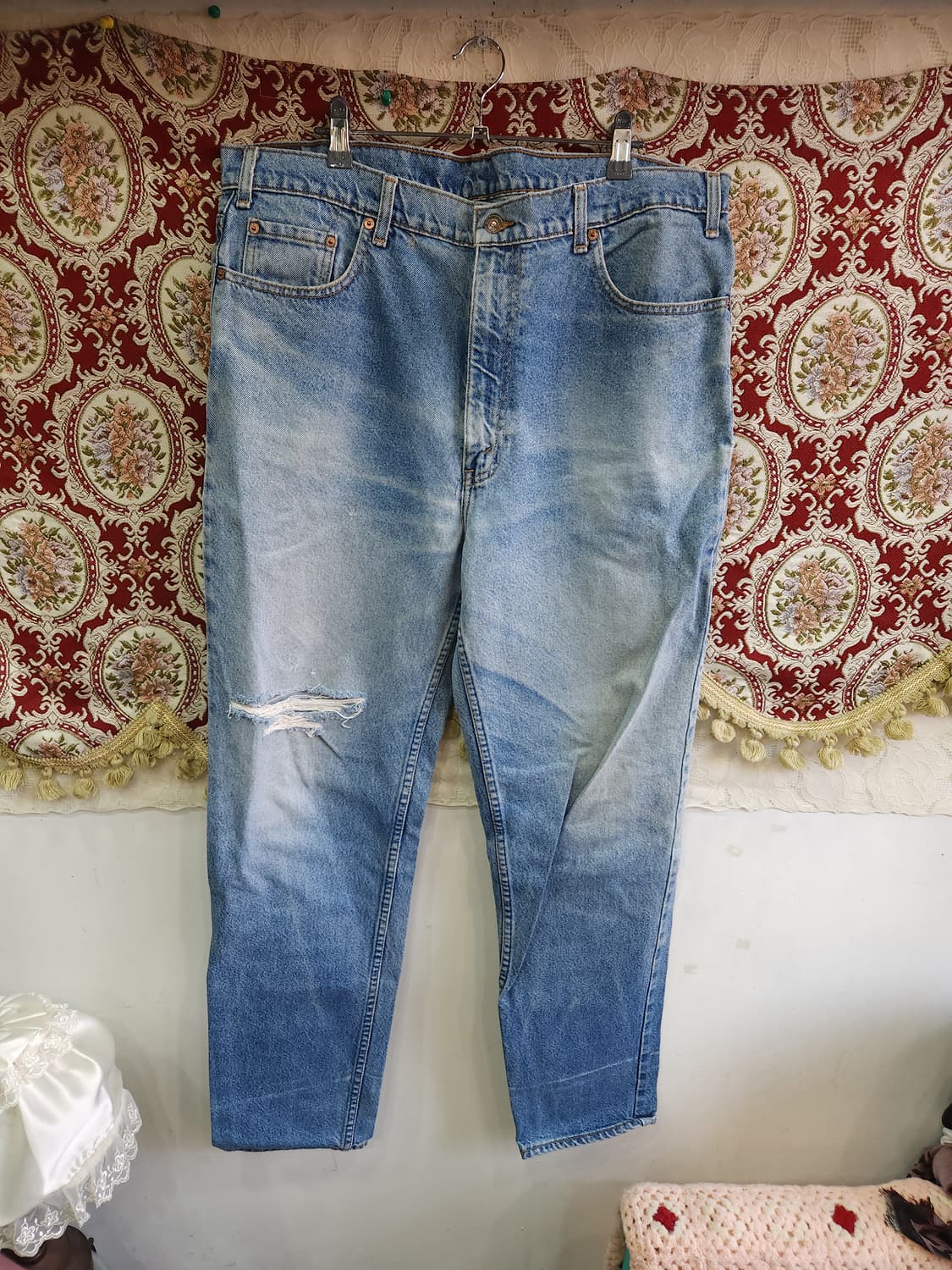 리바이스 90s 616 테이퍼드핏 데님팬츠 빅사이즈

 상품이미지1