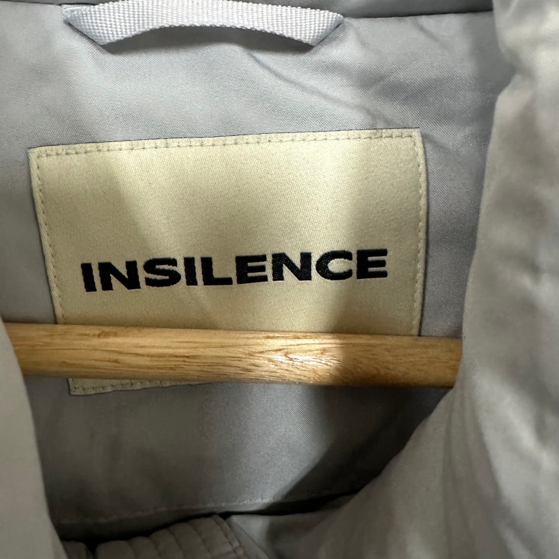 인사일런스 패딩L 상품이미지3