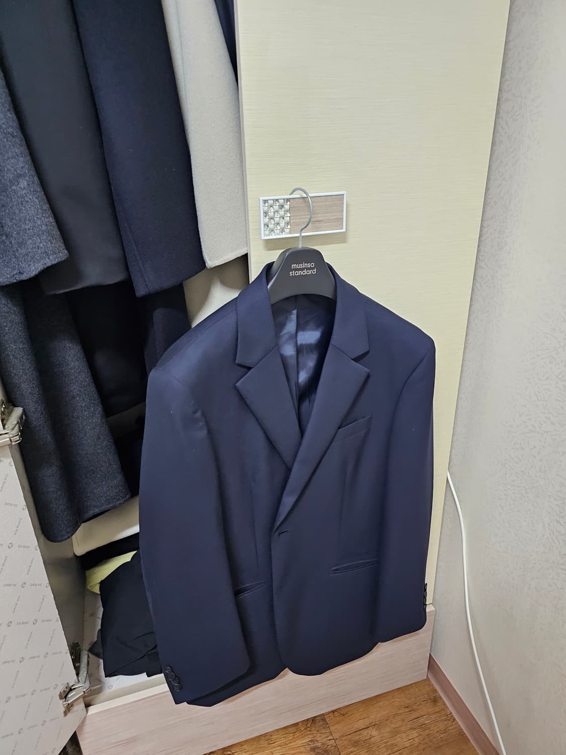 무탠다드 릴렉스드 베이식 울 블레이저 XL (네이비) 상품이미지1