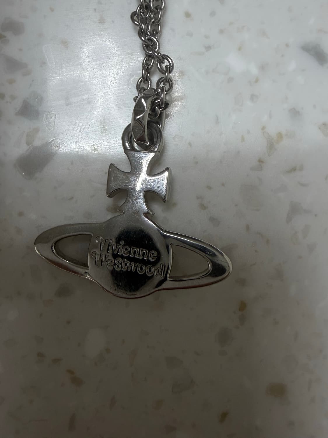 비비안웨스트우드 릴리프 목걸이 상품이미지3