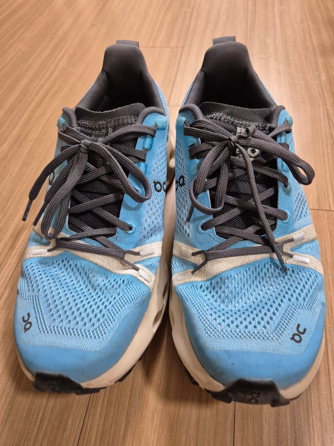 온러닝 클라우드 서퍼 트레일 호라이즌 크림 상품이미지1