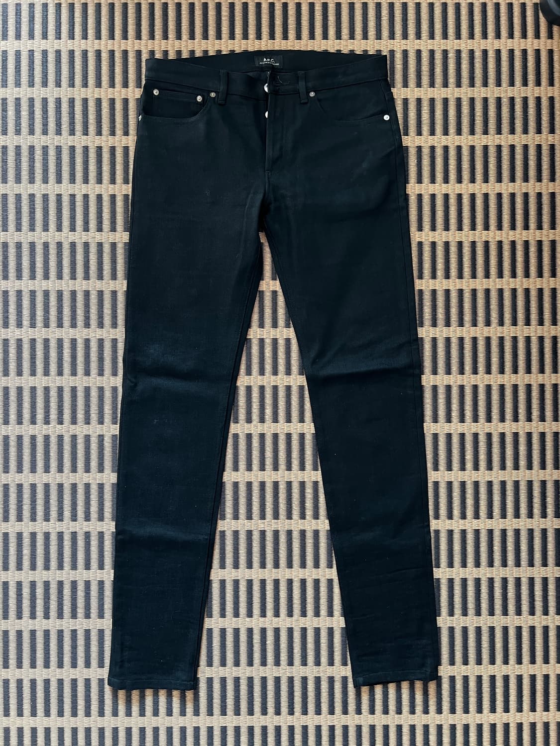 A.P.C. 아페쎄 쁘띠 뉴 스탠다드 블랙진 30 상품이미지1