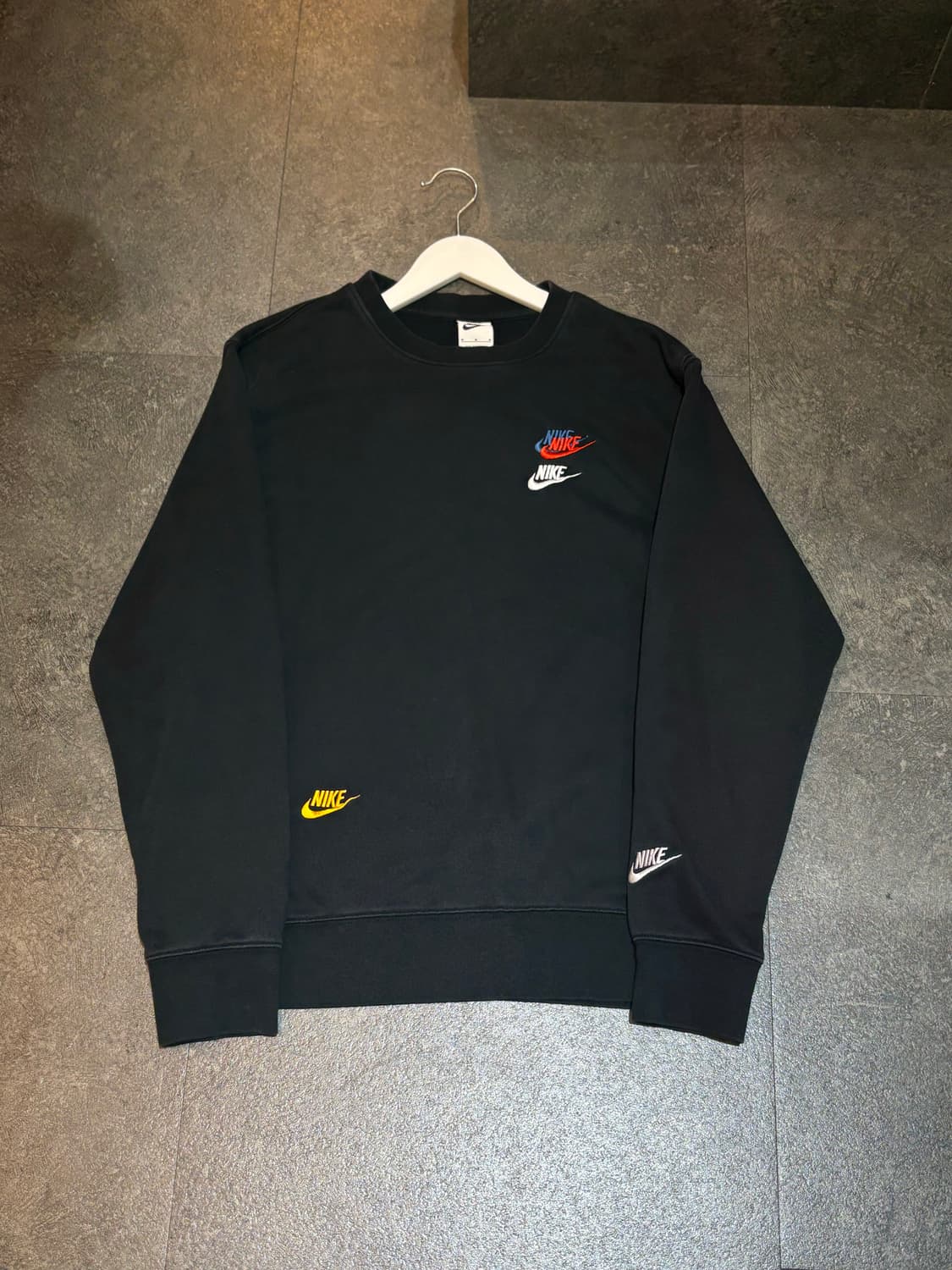 나이키 맨투맨 티셔츠 M 상품이미지2