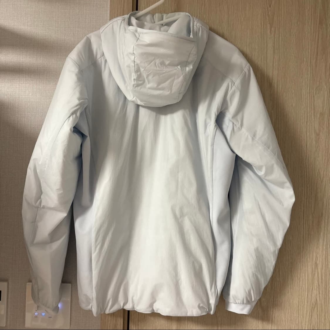 아크테릭스 아톰 후디 남성 M 데이브레이크색상 상품이미지2