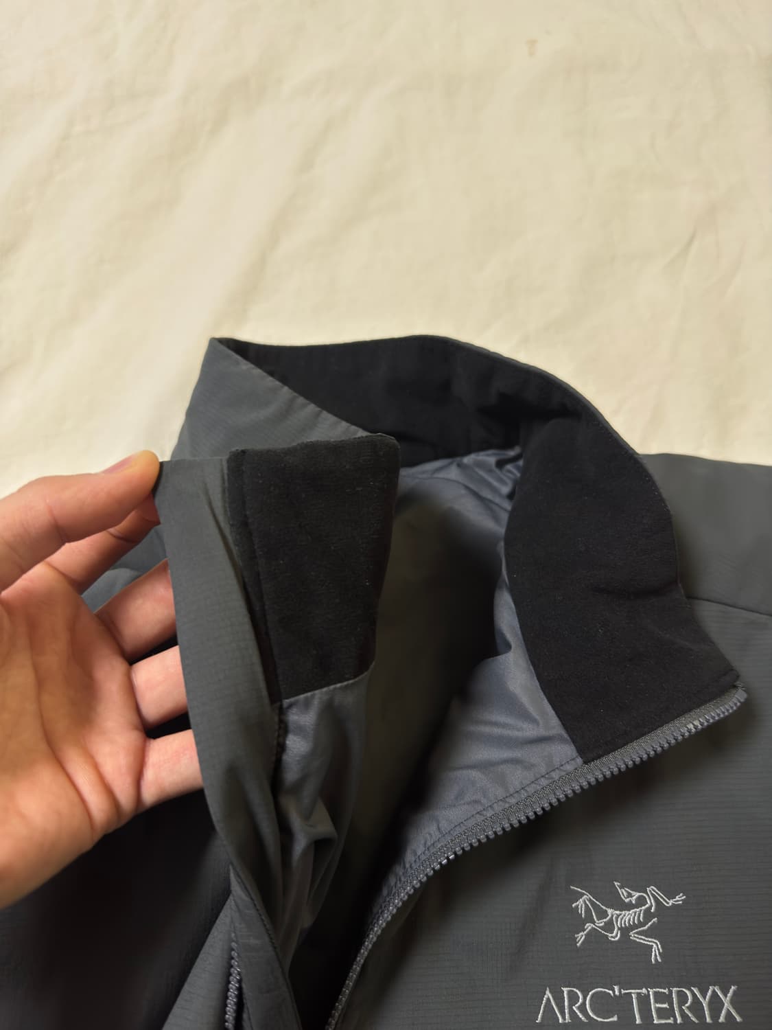 (S급) 아크테릭스 아톰 LT 자켓 글리치 XL 상품이미지7