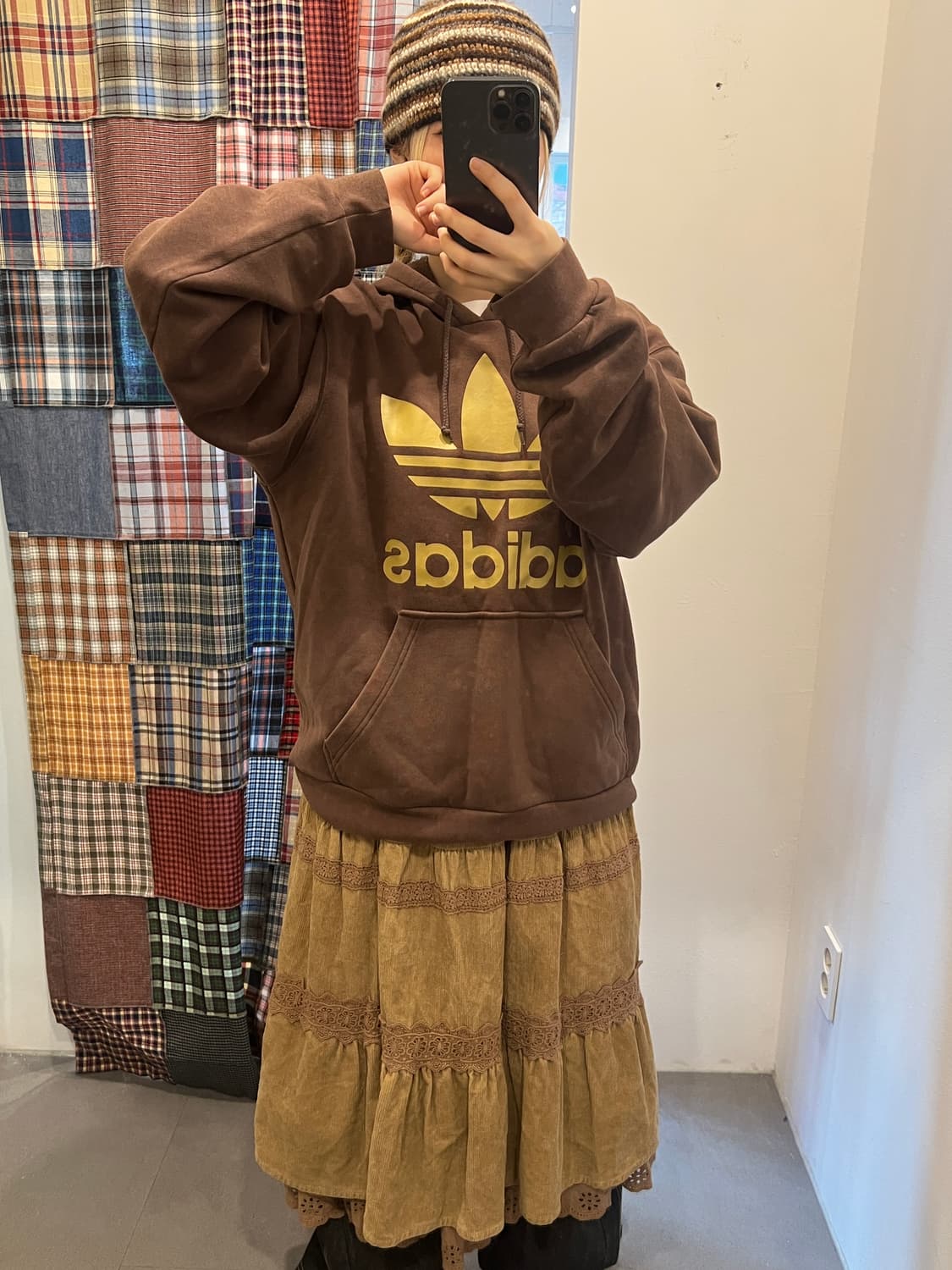 아디다스 빅로고 브라운 후드티 상품이미지5