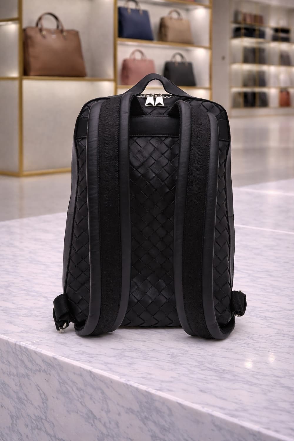 [A급] 보테가베네타 인트레치아토 백팩 블랙 판매합니다!!! 상품이미지2