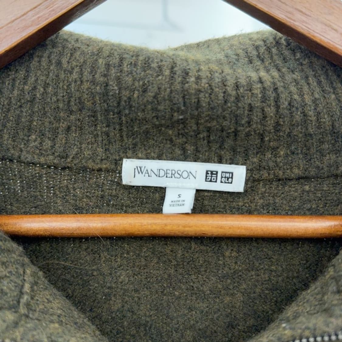 유니클로 X JW앤더슨 수플레얀 반집업 울혼방 니트 S C08370 상품이미지5
