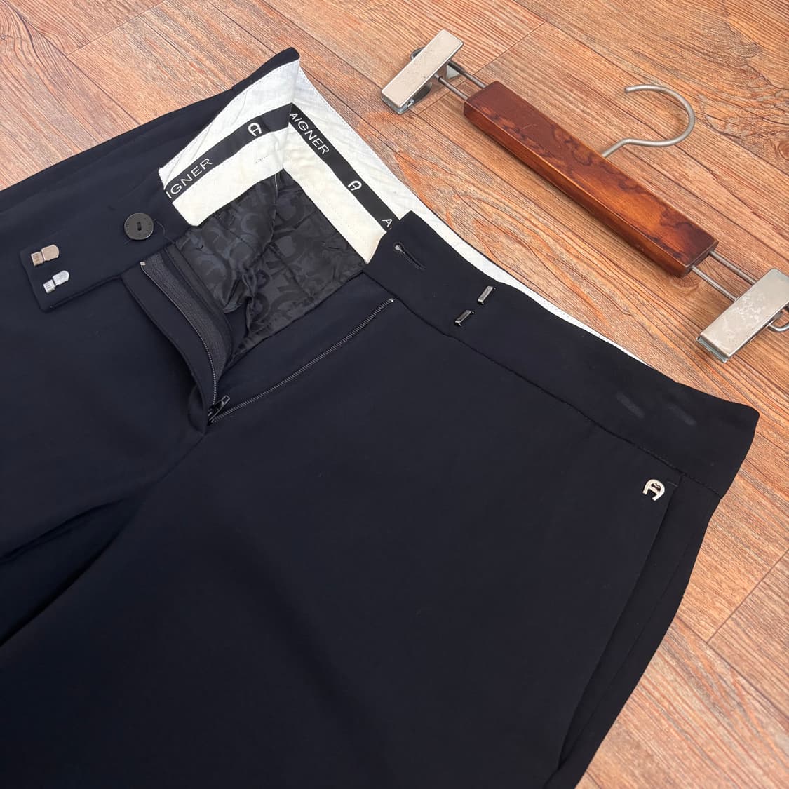 아이그너 정품 블랙 팬츠 28 비스코스 세련된 실루엣 상품이미지2