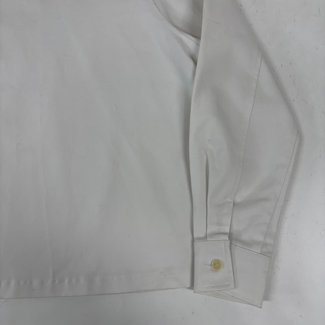 제이리움 플로위 코튼 와이드 블라우스 크림 상품이미지5