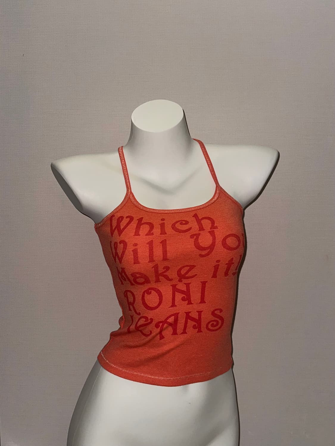 빈티지 레터 프린팅 크롭 슬리브리스 상품이미지1