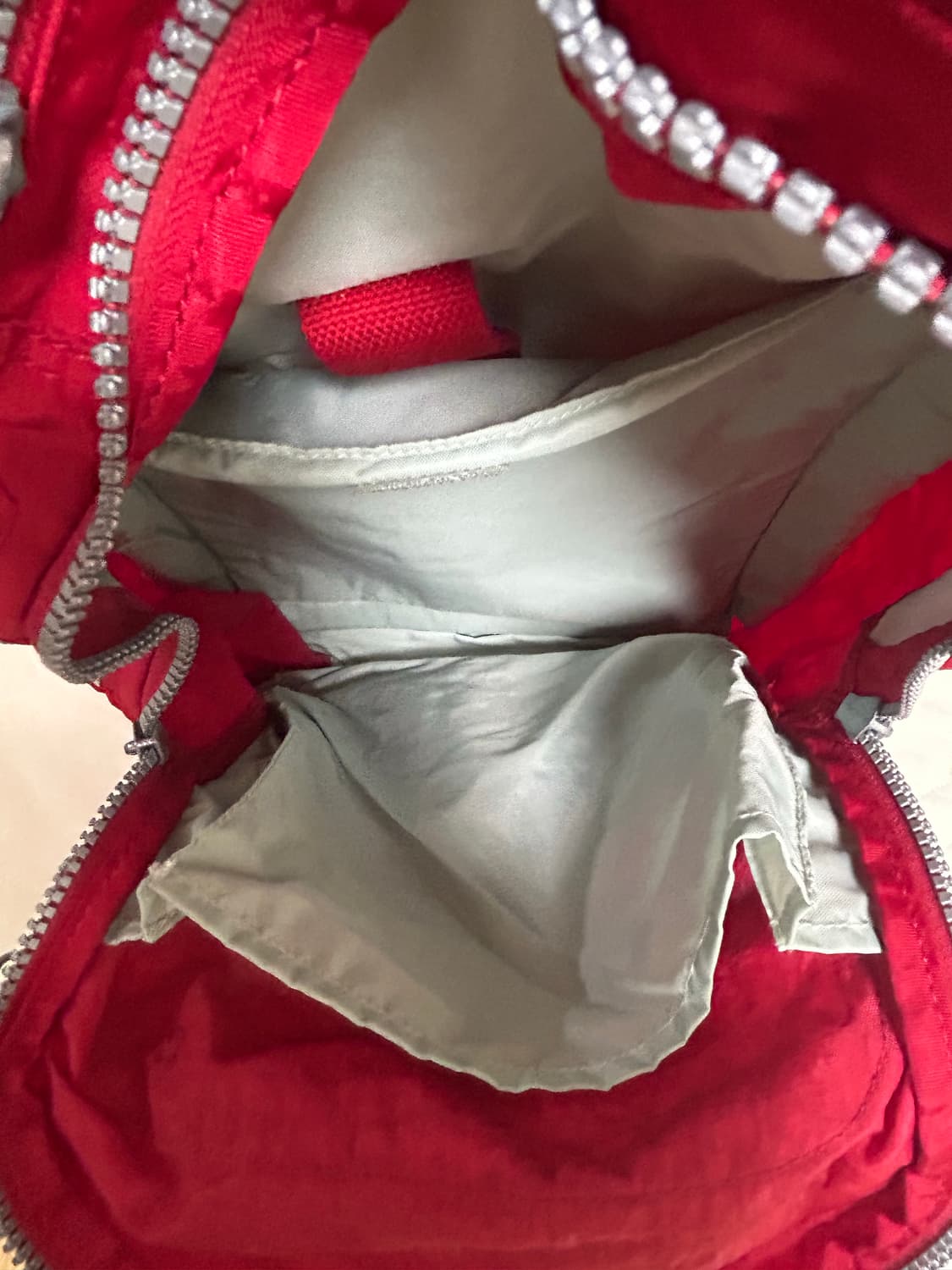 키플링 백팩 레드 상품이미지2