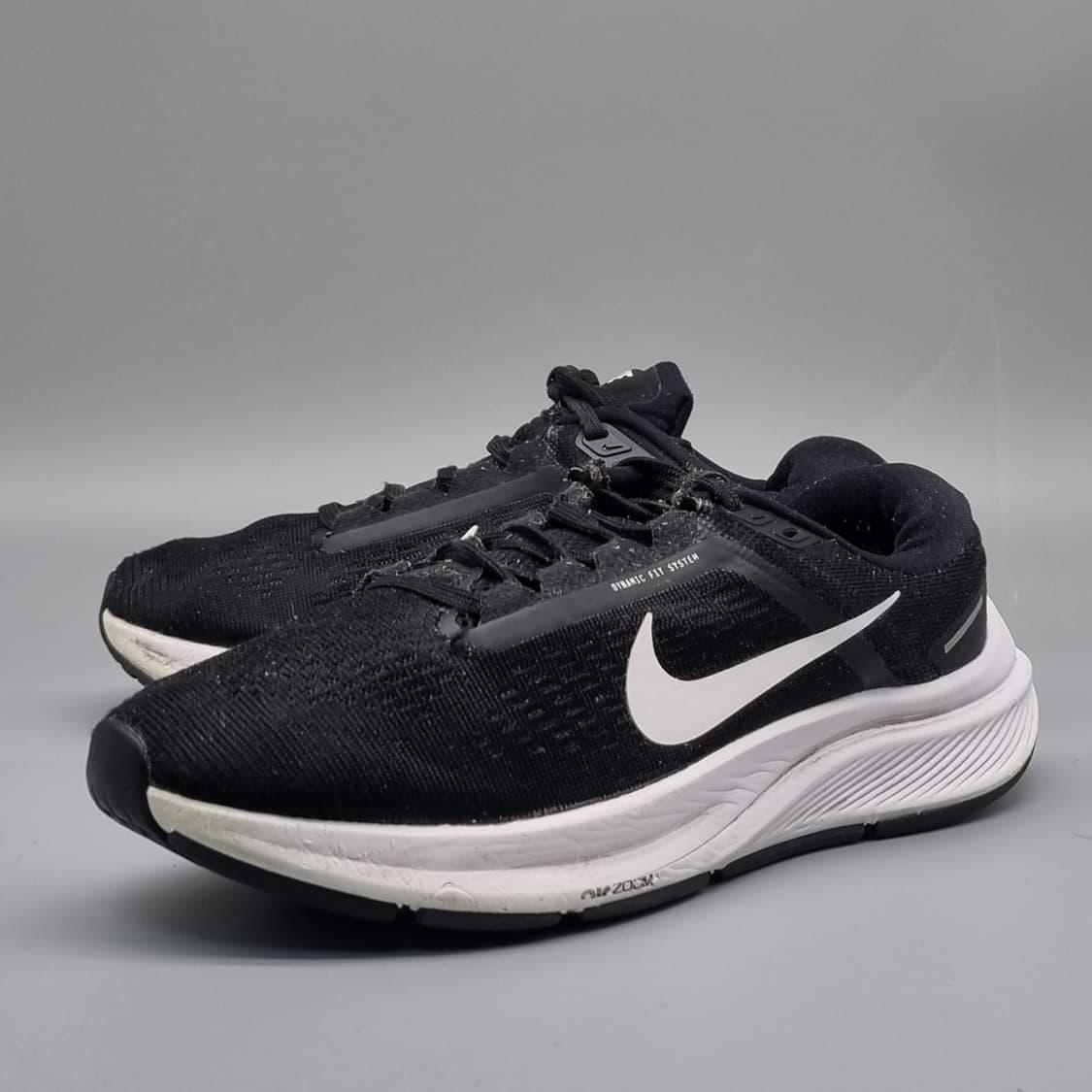 나이키 에어줌 스트럭쳐24 여성운동화235  상품이미지1