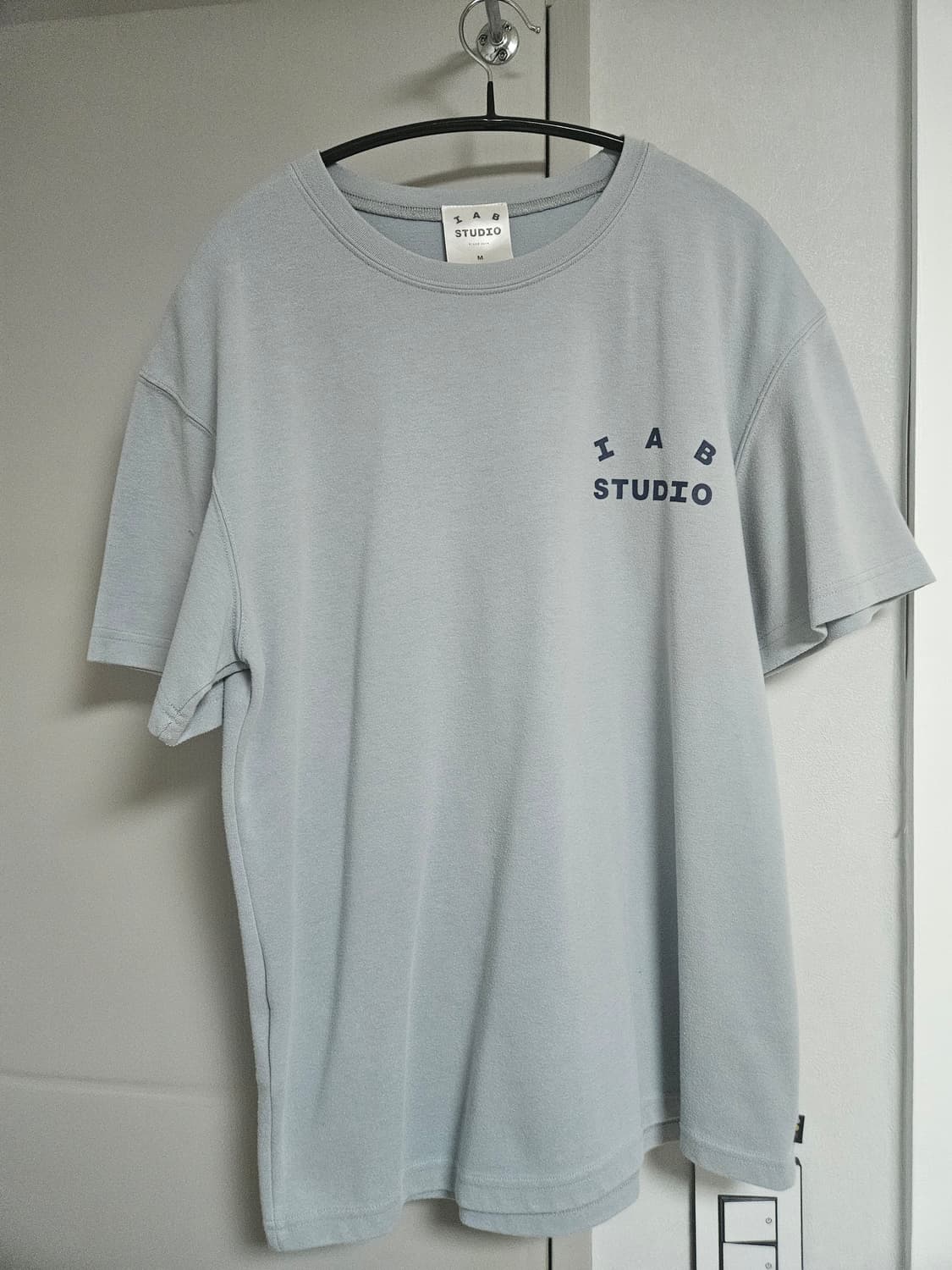 아이앱 스튜디오 애쉬블루 반팔M 상품이미지2