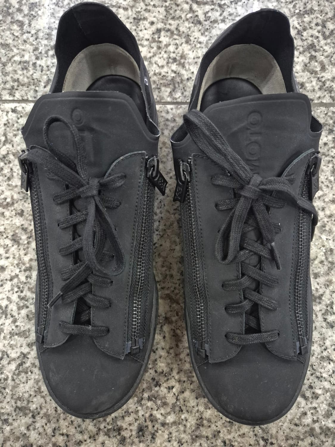 Y-3 지퍼 스니커즈 265mm 블랙 상품이미지2