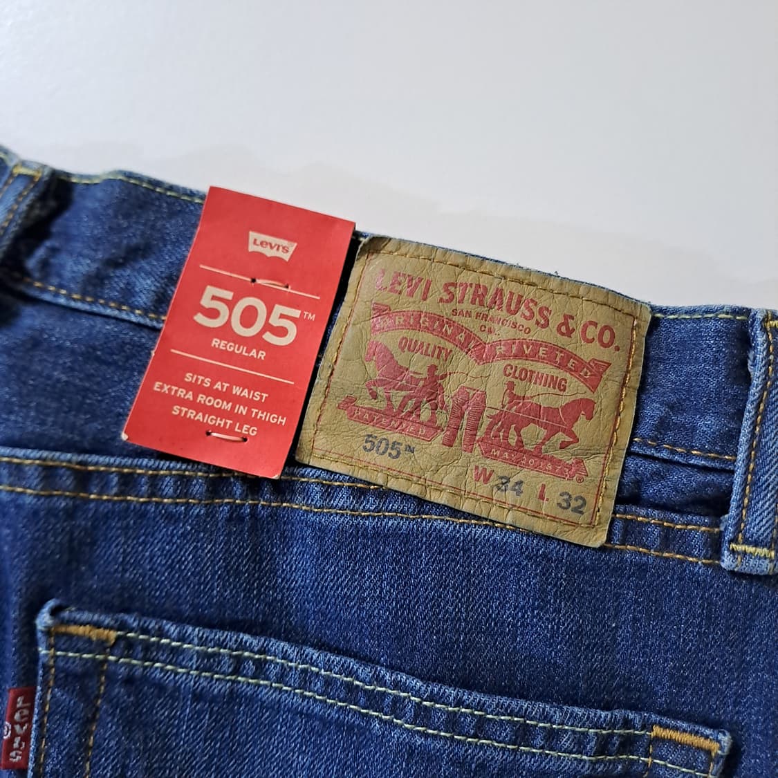 (새제품 택포) 리바이스 505 레귤러핏 데님팬츠 34X32 B747 상품이미지6