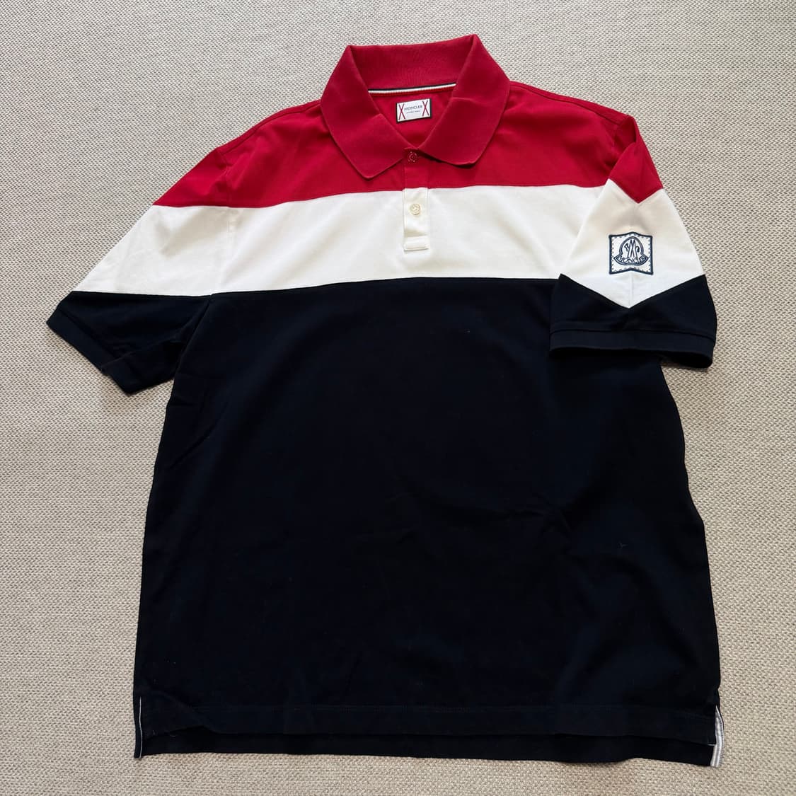 몽클레어 감마블루 삼색 폴로 반팔티 상품이미지1