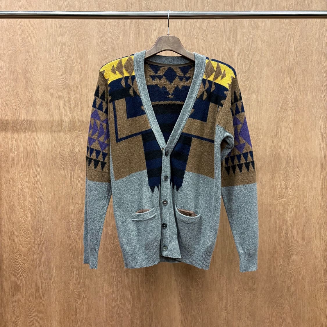 사카이 브이넥 긴팔 울 블렌드 가디건 보헤미안 기하학 패턴 디테일 그레이 상품이미지2
